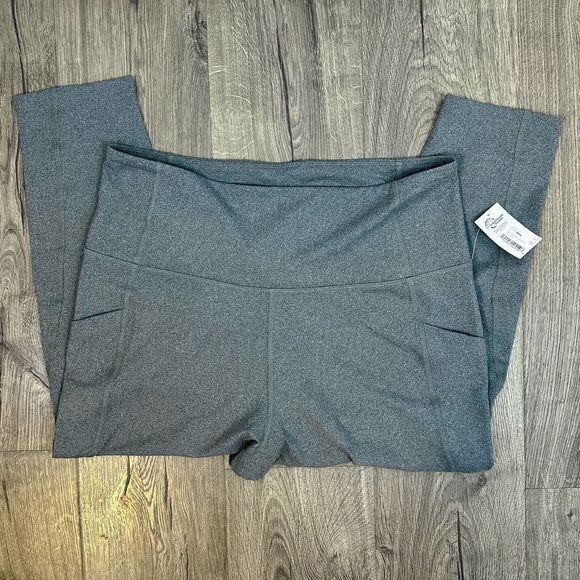 NWT Core 10 Capri Leggings Cropped Gray Size 2X XXL - Picture 2 of 7